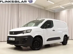 Vit Begagnad 2023 Peugeot Partner Minibuss | 209 900 kr (Marknadspris)