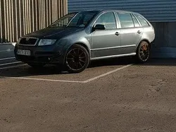 Grå Begagnad 2005 Skoda Fabia Elegance Kombi | 22 000 kr