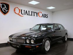 Svart Begagnad 1997 Jaguar XJ Sovereign Sedan | 69 800 kr