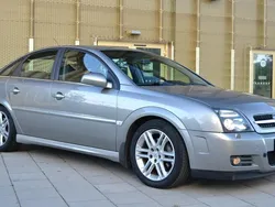 Grå Begagnad 2003 Opel Vectra GTS Halvkombi | 49 000 kr