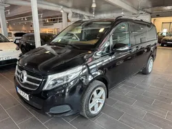 Svart Begagnad 2016 Mercedes V250 Avantgarde Minibuss | 369 000 kr (Superpris)