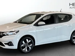 Vit (white) Ny 2025 Dacia Sandero Expression Halvkombi | 219 900 kr (Marknadspris)