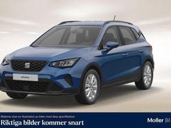 Ljusblå (sapphire blue metallic) Begagnad 2024 Seat Arona Style SUV | 189 900 kr (Marknadspris)