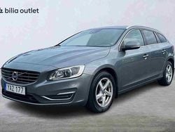Grå Begagnad 2016 Volvo V60 Kombi | 179 900 kr