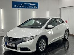 Vit Begagnad 2012 Honda Civic Sport Halvkombi | 99 800 kr (Marknadspris)