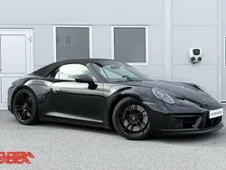 Svart Begagnad 2024 Porsche 911 Carrera 4 GTS Cab | 1 990 000 kr