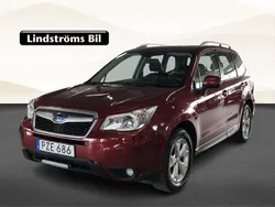 Ljusröd Begagnad 2015 Subaru Forester SUV | 199 900 kr (Lite dyr)