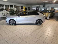 Grå Begagnad 2023 Opel Astra Ultimate Halvkombi | 279 000 kr
