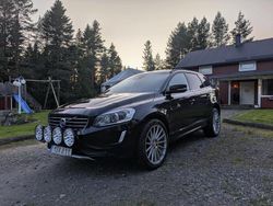 Svart Begagnad 2016 Volvo XC60 Momentum SUV | 159 000 kr (Marknadspris)