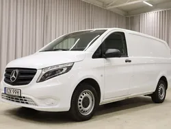 Vit Begagnad 2022 Mercedes Vito Minibuss | 399 900 kr (Marknadspris)