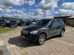 Svart Begagnad 2007 Mercedes ML320 SUV | 99 875 kr (Dyr)