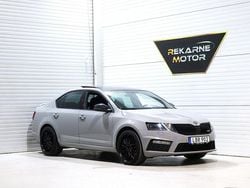 Mörkgrå (grå) Begagnad 2018 Skoda Octavia RS Halvkombi | 199 900 kr (Lite dyr)