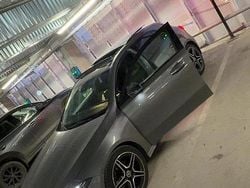 Grå Begagnad 2019 Mercedes A180 AMG Halvkombi | 195 000 kr (Marknadspris)