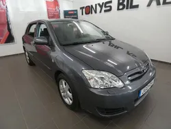 Grå Begagnad 2006 Toyota Corolla Halvkombi | 24 900 kr