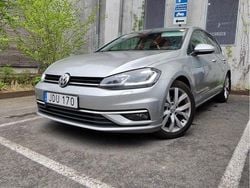 Begagnad 2017 VW Golf VII Highline Halvkombi | 159 900 kr (Marknadspris)