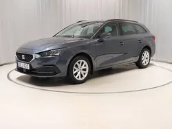Grå Begagnad 2023 Seat Leon Kombi | 224 900 kr (Marknadspris)