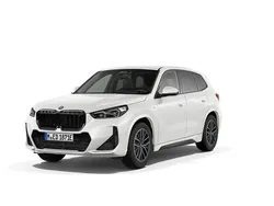 Grå (space silver metallic) Begagnad 2023 BMW iX1 M Sport SUV | 489 900 kr (Marknadspris)