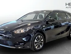 Svart (black) Ny 2025 Kia Ceed Sportswagon Kombi | 254 650 kr (Bra pris)