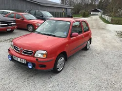 Röd Begagnad 2000 Nissan Micra Halvkombi | 25 000 kr