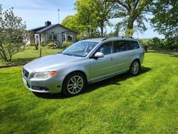 Silver Begagnad 2011 Volvo V70 Momentum Kombi | 73 000 kr (Bra pris)