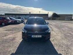 Svart Begagnad 2016 Citroën C4 Halvkombi | 105 000 kr (Marknadspris)