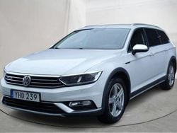 Vit Begagnad 2017 VW Passat Alltrack Business Kombi | 156 000 kr (Marknadspris)