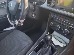 Vit Begagnad 2017 Seat Leon Ecomotive Halvkombi | 150 000 kr (Marknadspris)