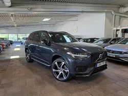 Grå Begagnad 2021 Volvo XC90 R-Design SUV | 618 000 kr (Marknadspris)