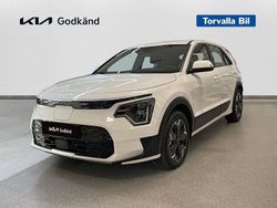 Vit Begagnad 2023 Kia e-Niro SUV | 349 900 kr (Lite dyr)