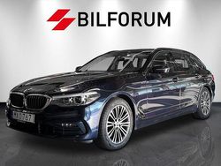 Blå (blåmetallic) Begagnad 2019 BMW 520 Sport Line Kombi | 273 900 kr (Marknadspris)