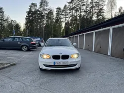 Vit Begagnad 2010 BMW 118 Advantage Halvkombi | 47 000 kr (Bra pris)