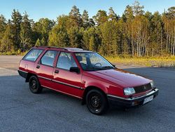Röd Begagnad 1990 Mitsubishi Lancer Kombi | 29 900 kr