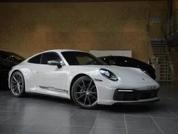 Grå Begagnad 2023 Porsche 911 Carrera T Sportkupé | 1 439 000 kr