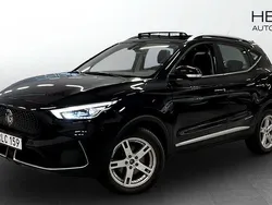 Svart (black) Begagnad 2021 MG ZS Luxury Sedan | 249 900 kr (Bra pris)