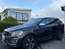 Grå Begagnad 2017 Volvo XC60 R-Design SUV | 259 000 kr (Marknadspris)