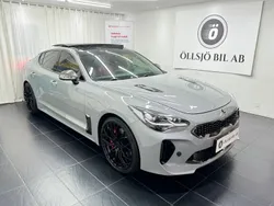 Grå Begagnad 2018 Kia Stinger Halvkombi | 359 800 kr (Dyr)