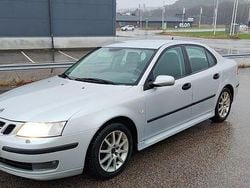 Silvrig Begagnad 2005 Saab 9-3 Sedan | 27 000 kr