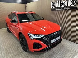 Röd (soneiraröd metallic) Begagnad 2023 Audi Q8 Sportback e-tron S-Line SUV | 799 000 kr