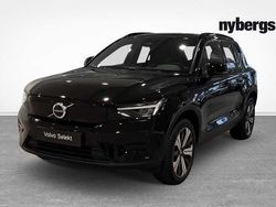 Svart Begagnad 2023 Volvo XC40 Core SUV | 339 000 kr
