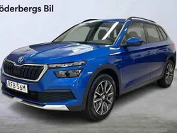 Blå Begagnad 2023 Skoda Kamiq SUV | 269 000 kr