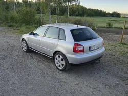Silver Begagnad 2001 Audi A3 Halvkombi | 25 000 kr