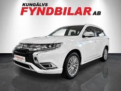 Vit Begagnad 2020 Mitsubishi Outlander SUV | 239 900 kr