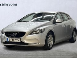 Silver Begagnad 2014 Volvo V40 Halvkombi | 84 900 kr (Marknadspris)