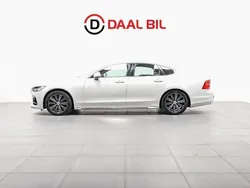 Vit Begagnad 2017 Volvo S90 R-Design Sedan | 329 700 kr (Lite dyr)