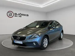 Grå Begagnad 2018 Volvo V40 CC Business Edition Kombi | 179 500 kr (Marknadspris)