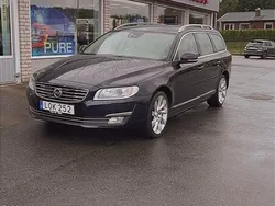 Blå Begagnad 2016 Volvo V70 Standard Kombi | 142 000 kr (Marknadspris)