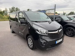 Svart Begagnad 2016 Opel Vivaro Van | 179 900 kr