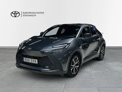 Mörkgrå Begagnad 2023 Toyota C-HR Style SUV | 329 900 kr