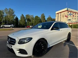 Vit Begagnad 2017 Mercedes E220 AMG line Kombi | 210 000 kr (Dyr)