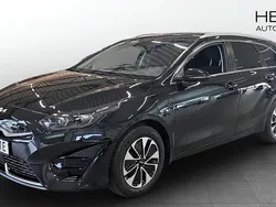 Svart (black) Begagnad 2022 Kia Ceed Sportswagon Advance Kombi | 229 900 kr (Bra pris)